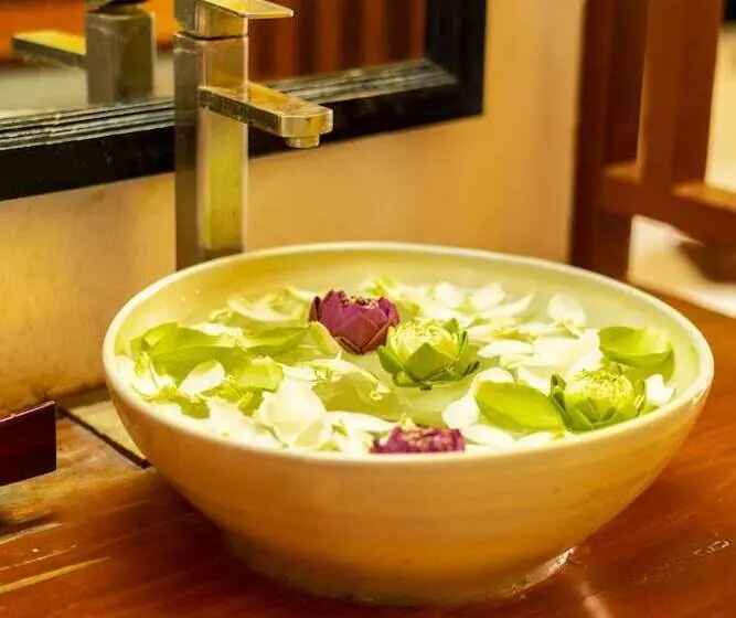 Hotelli Lok Taneuy Residence