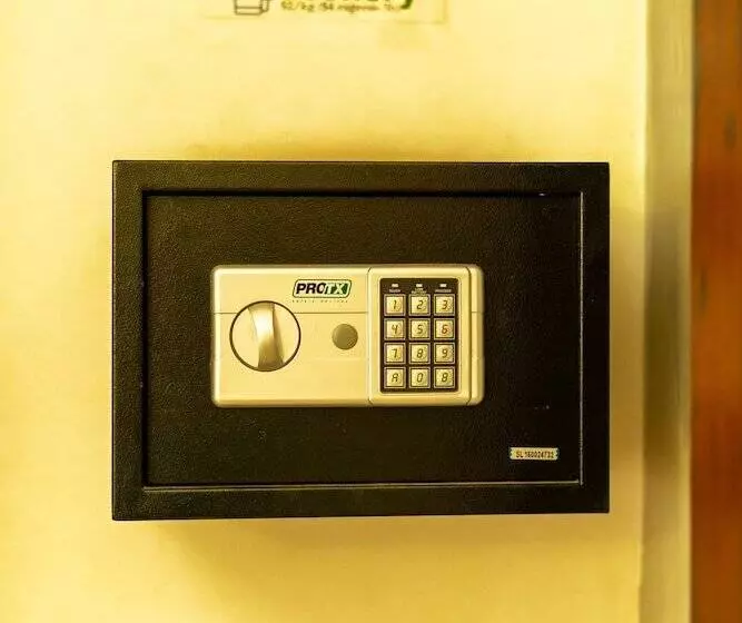 Hotelli Lok Taneuy Residence