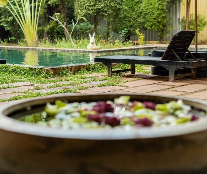 호텔 Lok Taneuy Residence