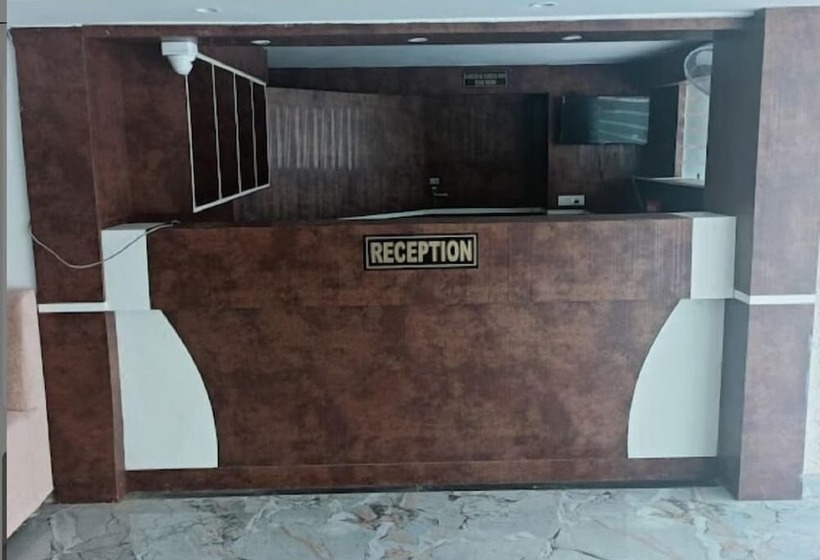 בית מלון כפרי Sakshi Inn Gwalior