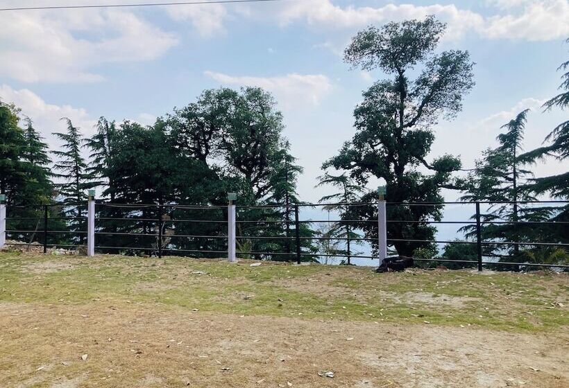 Отель Sizzling Resort And Adventure