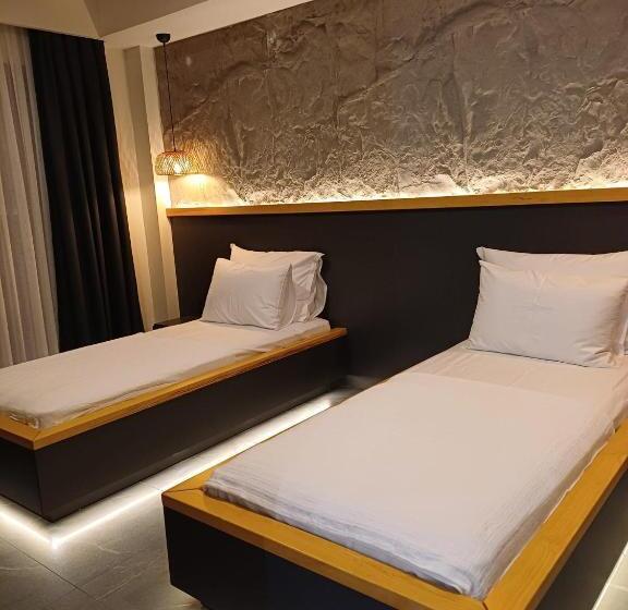 هتل Surga Alaçatı