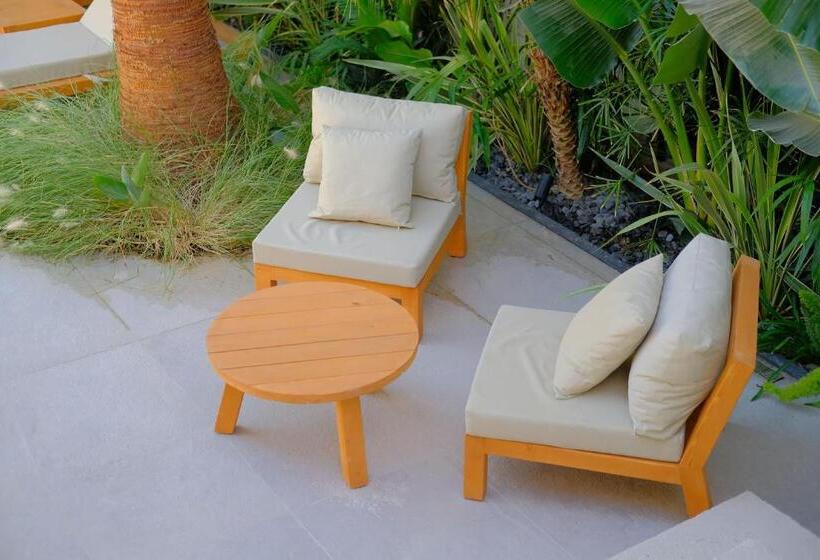 هتل Surga Alaçatı