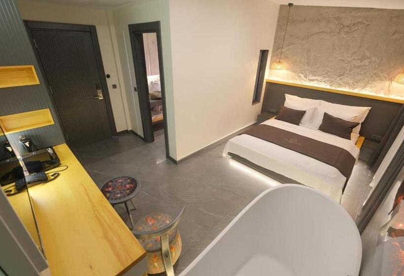 هتل Surga Alaçatı