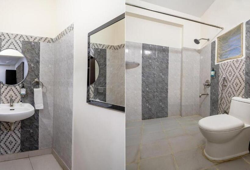 Hotelli Treebo Emerald