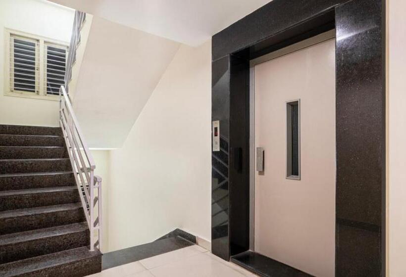 Hotelli Treebo Emerald