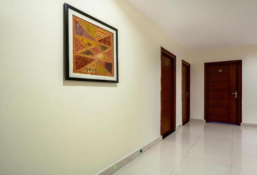 Hotelli Treebo Emerald