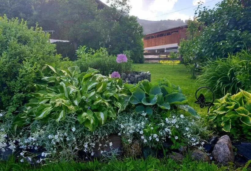 ホテル Unterbiberghof