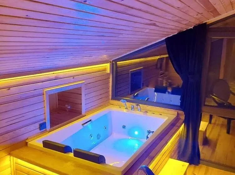 Meydan şelale Apart