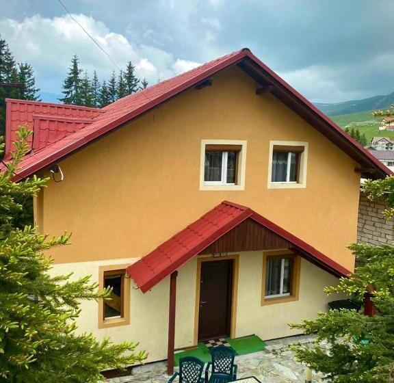 پانسیون Casa De Vacanta Catrinel