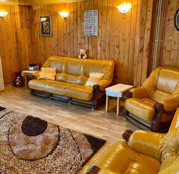 پانسیون Casa De Vacanta Catrinel