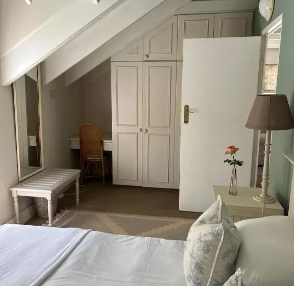 ペンション Constantia Cottage Warblers Nest