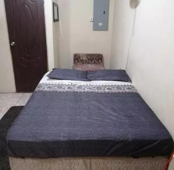 پانسیون Tonys Guest House
