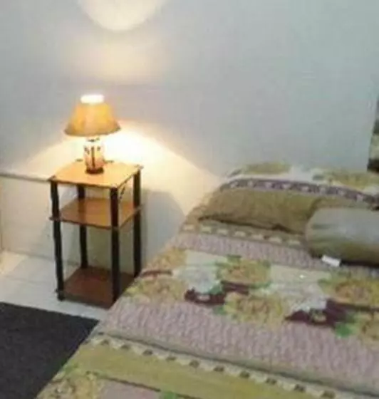 پانسیون Tonys Guest House