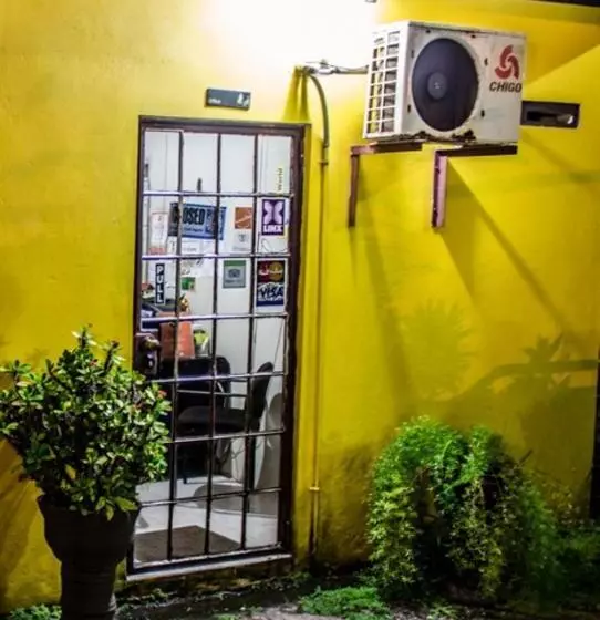 پانسیون Tonys Guest House