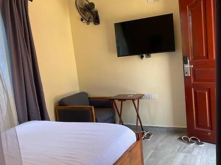 استراحتگاه Sega Lodge