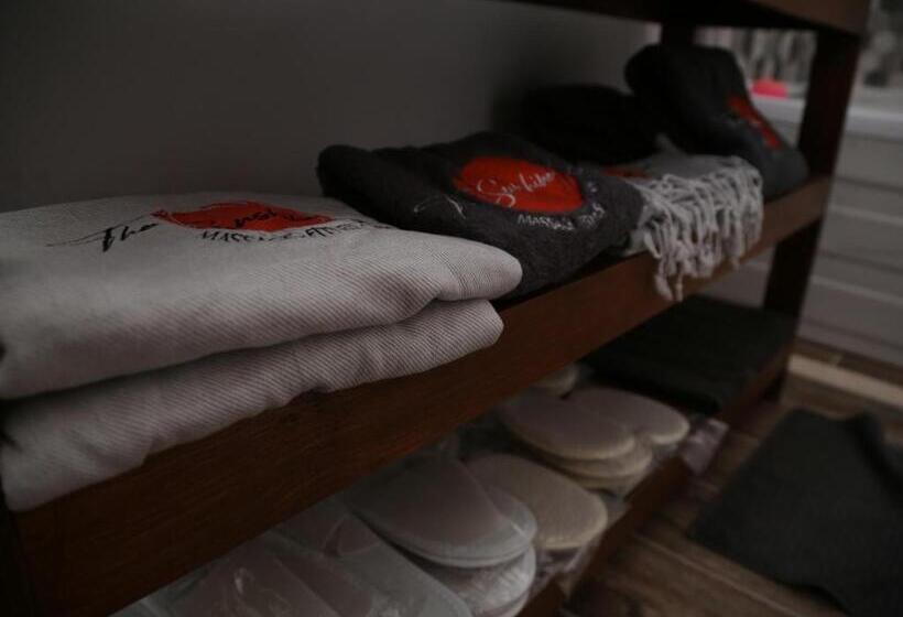 リゾートホテル The Sunshine Otel