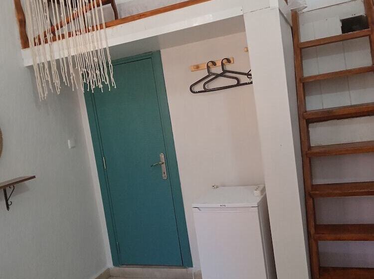 Ayvalık Leya Pansiyon