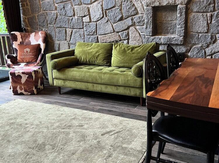 酒店 Ayder Vanak Stone Suites