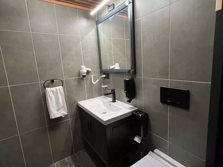 Hotelli Ayder Vanak Stone Suites