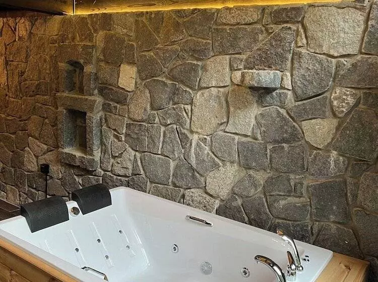 Hotelli Ayder Vanak Stone Suites