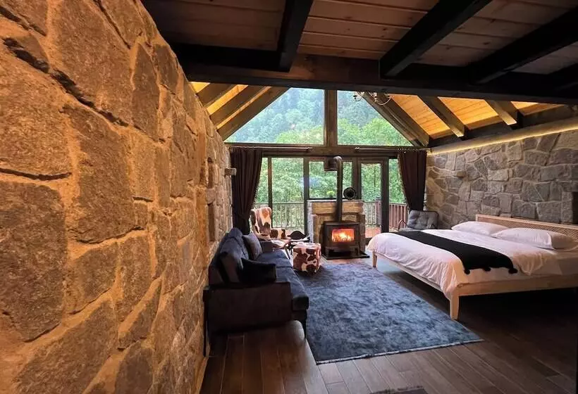 Hotelli Ayder Vanak Stone Suites