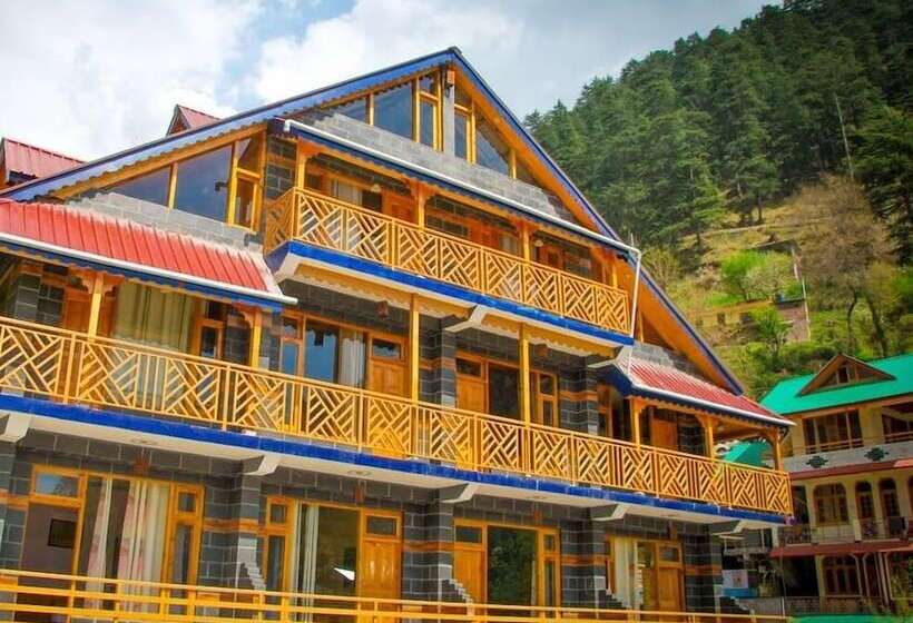 Hotelli Cafe Saffron & Cottages