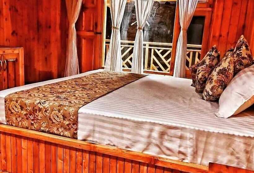 Hotelli Cafe Saffron & Cottages