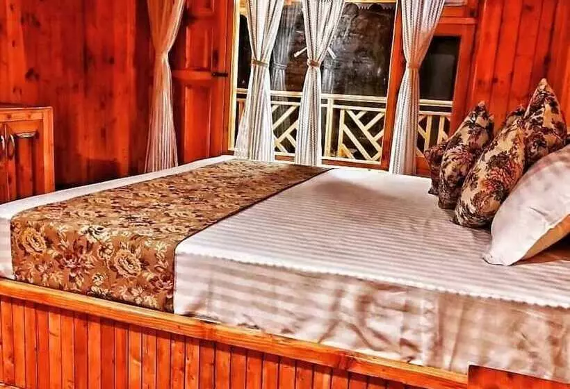 Hotelli Cafe Saffron & Cottages