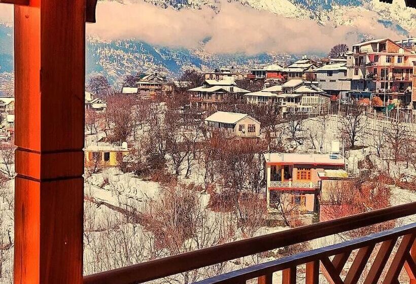 Hotelli Cafe Saffron & Cottages