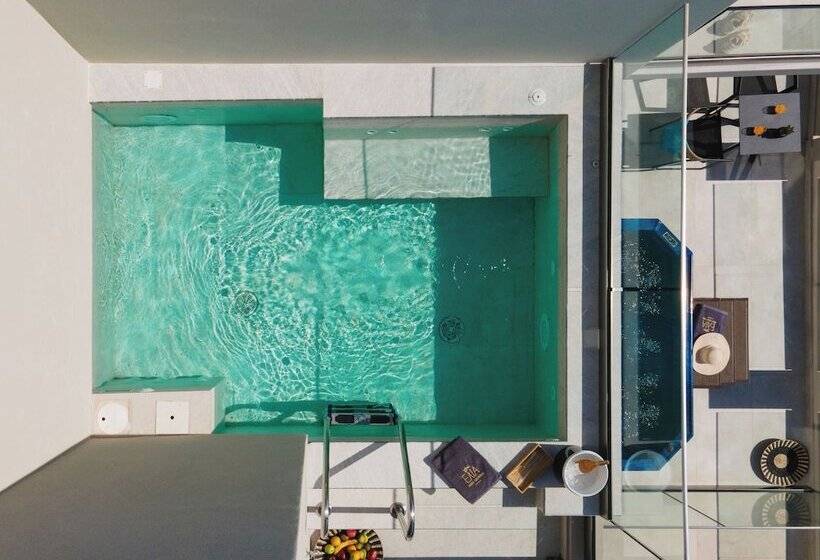 בית מלון כפרי Elia Agia Marina Resort