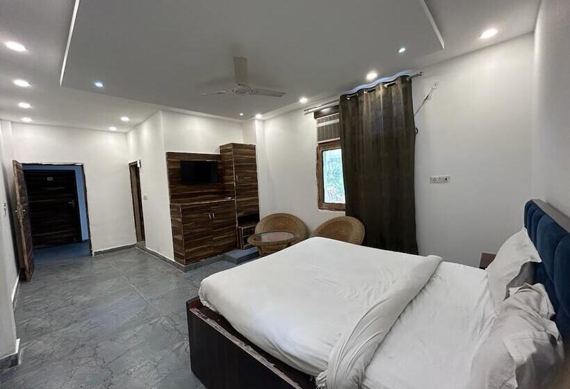 בית מלון כפרי Khanak Inn