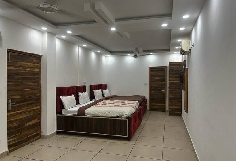 בית מלון כפרי Khanak Inn