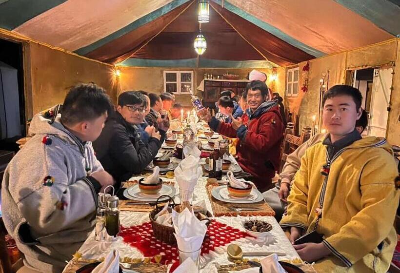 호텔 Merzouga Top Luxury Camp