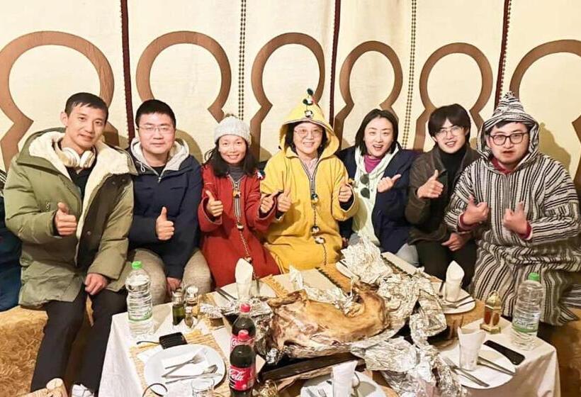 호텔 Merzouga Top Luxury Camp