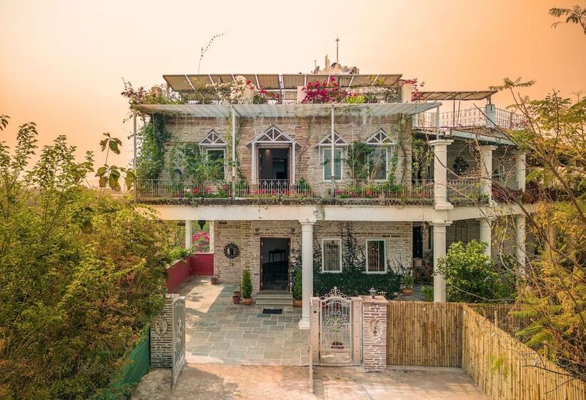 בית מלון כפרי Moonstone, Bhopal, Amã Stays & Trails