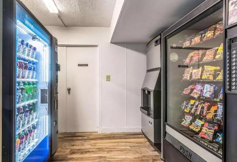 ホテル Quality Inn & Suites