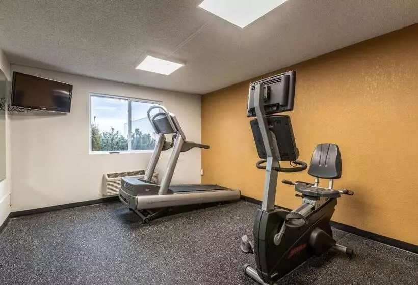 ホテル Quality Inn & Suites