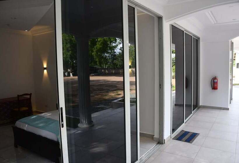 فندق Raffin Royal Lodge