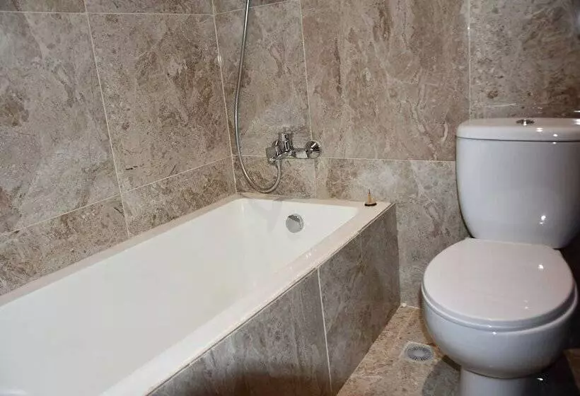 ホテル Raffin Royal Lodge