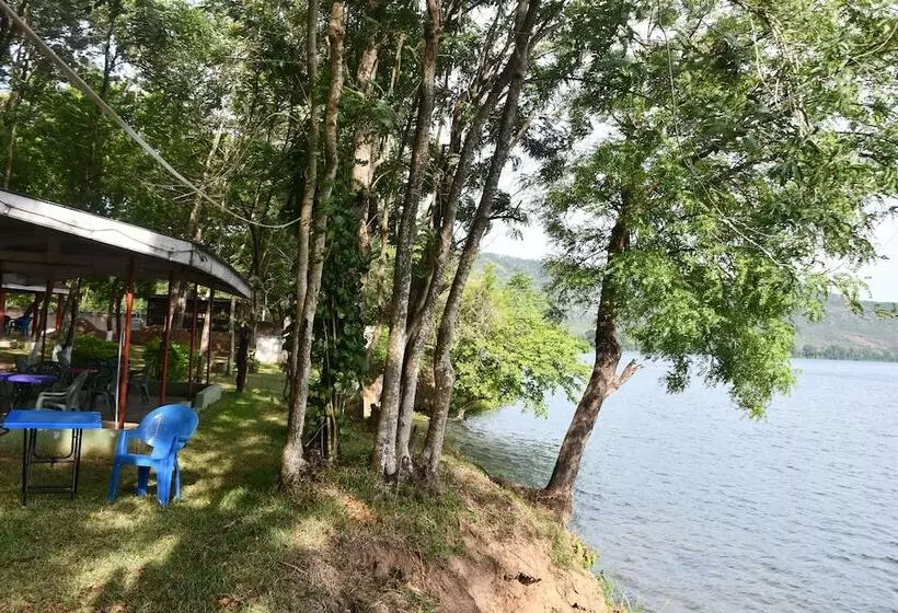 ホテル Raffin Royal Lodge