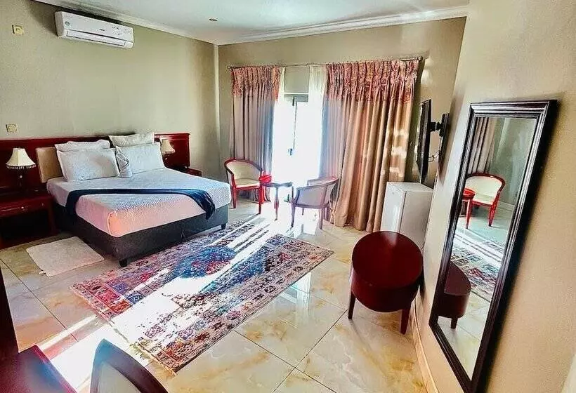 هتل Rosenia Boutique
