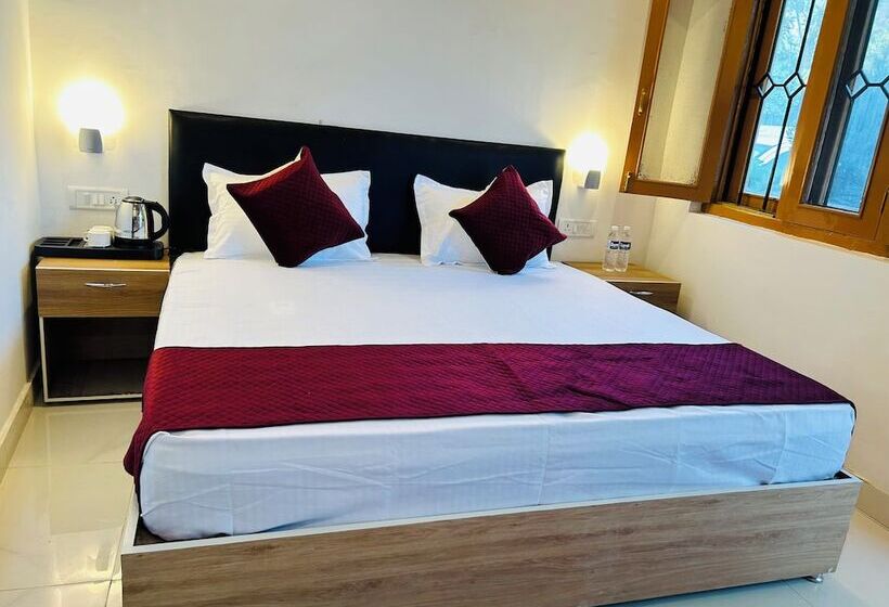 Hotel Seven Cozy Stay