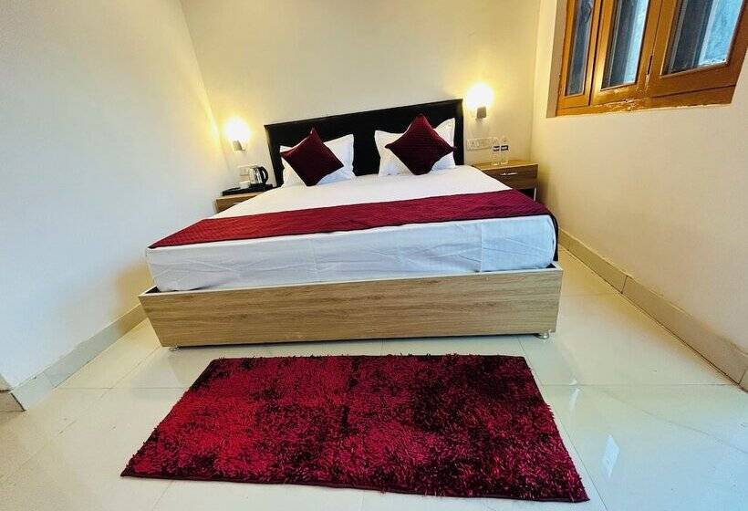 Hotel Seven Cozy Stay