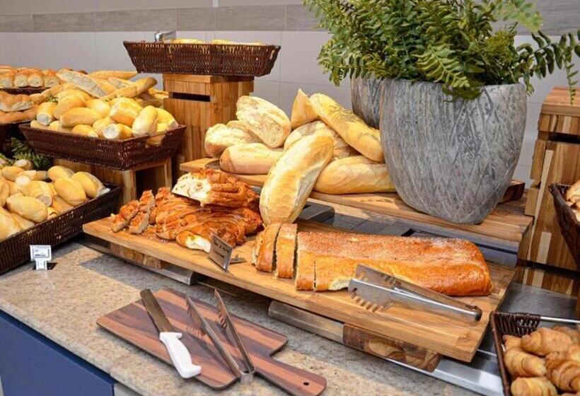 هتل Enjoy Solar Das Aguas Park Resort