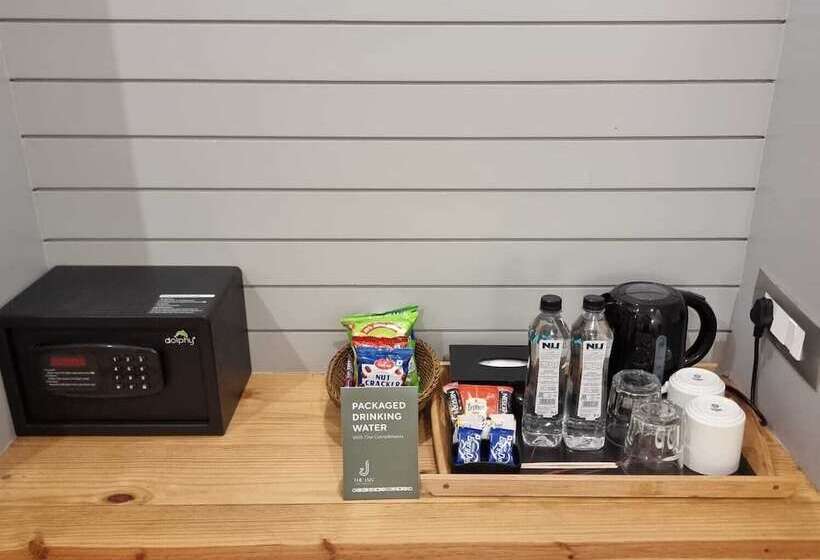 Отель The Jais Boutique Stay