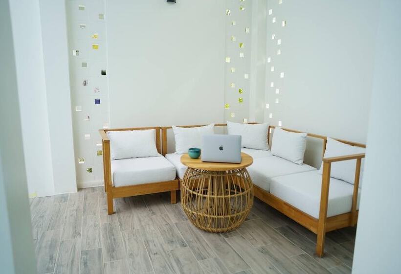 ホテル The Pin Boutique Resort Krabi