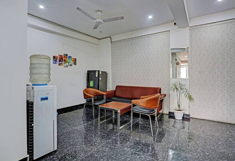 Hotelli Vikrant Residency 59