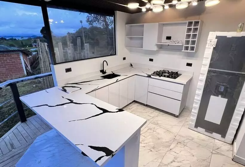 Hotelli White Domes Glamping