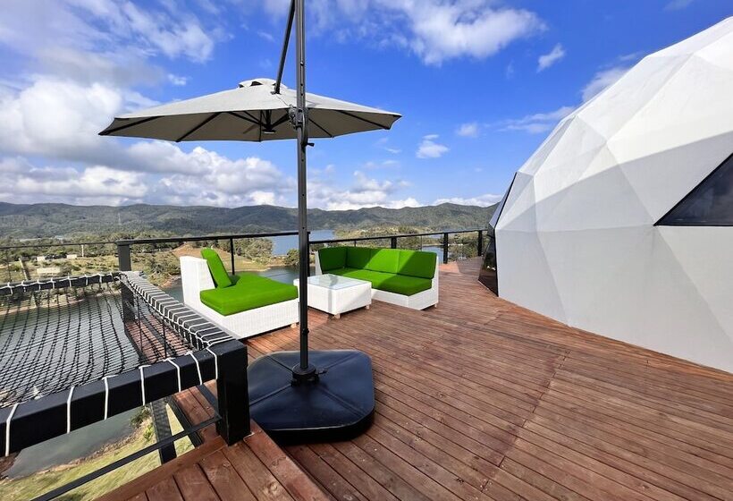 Hotel White Domes Glamping